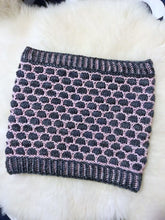 Load image into Gallery viewer, The Solidarity Cowl knitting PATTERN