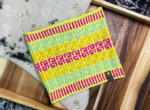Load image into Gallery viewer, The Curlicue Cowl Knitting PATTERN mosaic colorwork