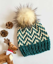 Load image into Gallery viewer, SUPER Find Your Way Beanie Super bulky knitting PATTERN