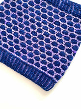 Load image into Gallery viewer, The Solidarity Cowl knitting PATTERN