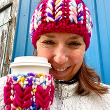 Load image into Gallery viewer, The Heartbreaker Earwarmer with bonus coffee cozy digital knitting super bulky PATTERN