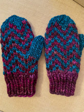 Load image into Gallery viewer, Super Find Your Way Mitts mitten knitting PATTERN