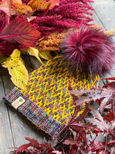 Load image into Gallery viewer, Find Your Way Beanie light bulky/worsted knit PATTERN