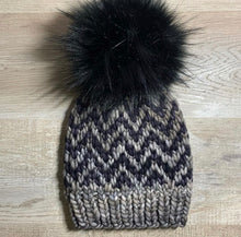 Load image into Gallery viewer, SUPER Find Your Way Beanie Super bulky knitting PATTERN