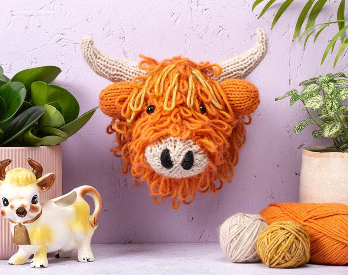 Highland Cow Crochet Kit