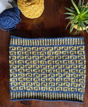 Load image into Gallery viewer, The Curlicue Cowl Knitting PATTERN mosaic colorwork