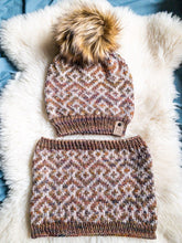 Load image into Gallery viewer, Here's Looking at You Cowl Knitting PATTERN colorwork fair isle