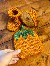 Load image into Gallery viewer, Luxury baby infant pumpkin beanie knit hat merino bootie set baby shower gift new mom cute
