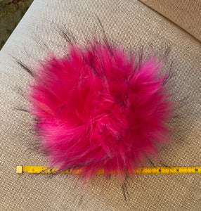 Pretty in HOT Pink KNITTING KIT 1 skein 1 extra large faux fur pom