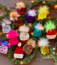 Load image into Gallery viewer, Bitty Beanies KNITTING KIT to make 5 bitty beanies super bulky gift holiday xmas winter
