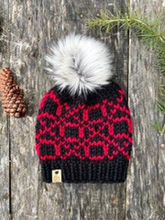 Load image into Gallery viewer, The XOXO Beanie knit hat PATTERN
